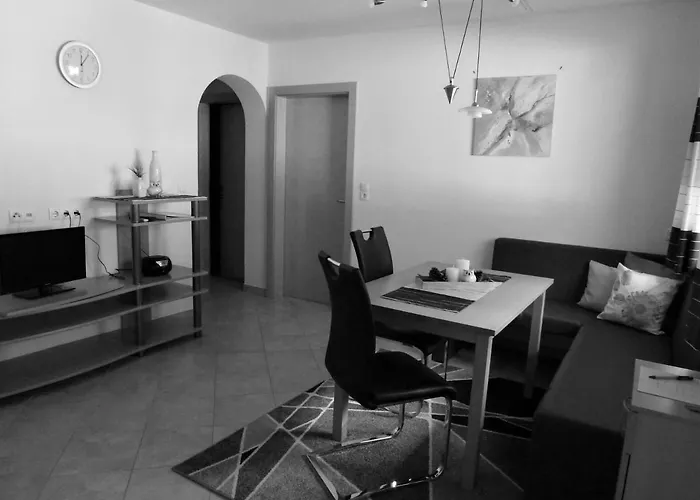 Hannes Steirer * ניוסטיפט אים סטובאיטל